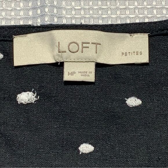 LOFT Dotted Functional buttons Button-up Fluttering Blouse MP - Picture 4 of 9